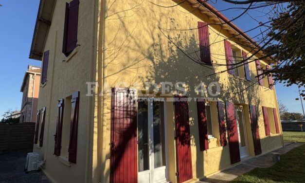 Mise en peinture des façades d’une maison à Rion des landes