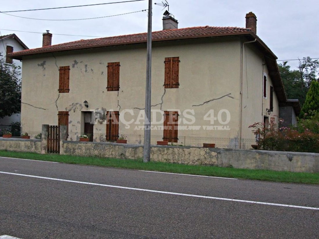 Façades 40 maison campagne fenêtre volets mur