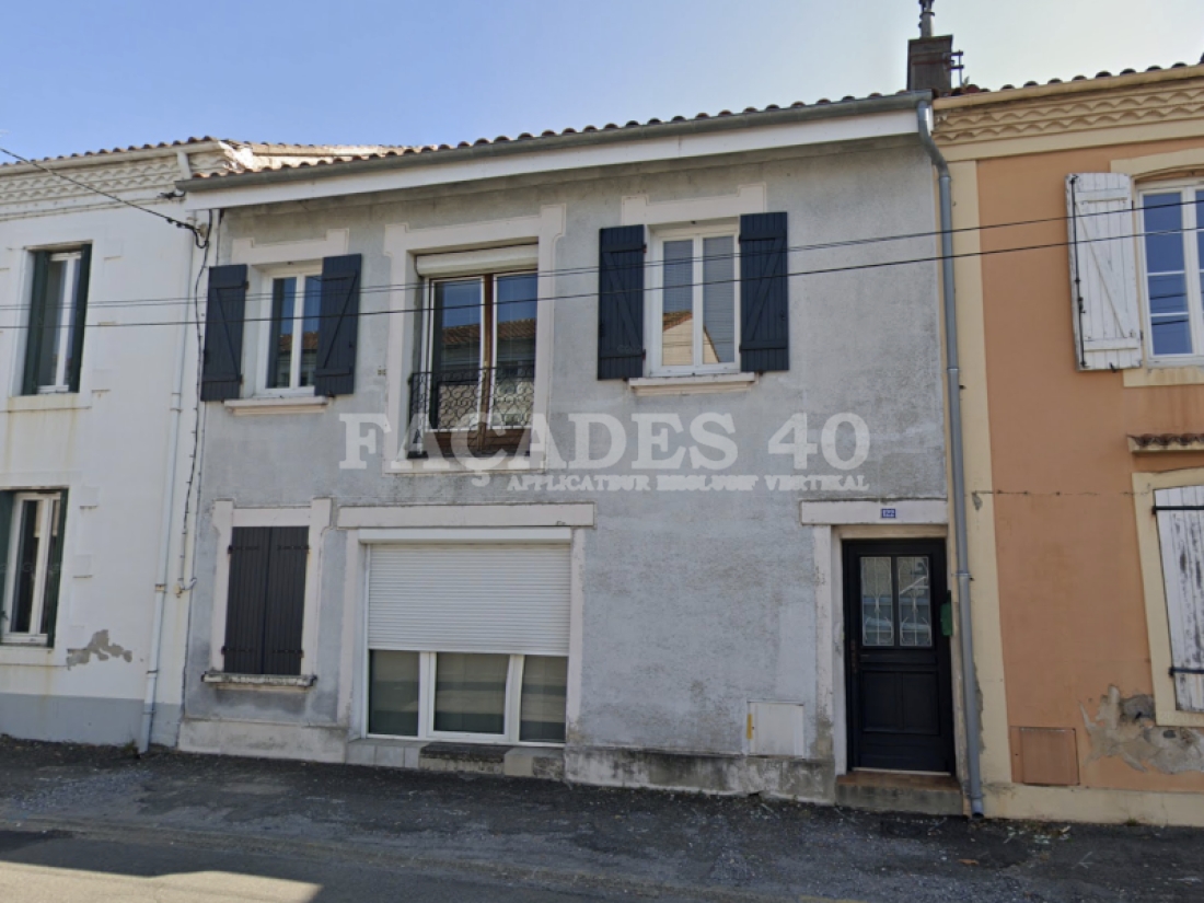 Façades 40 maisons anciennes rue