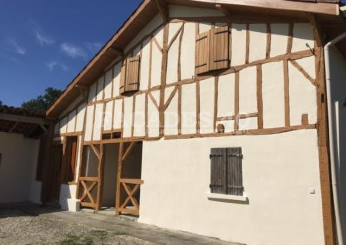 Façades 40 maison traditionnelle bois blanc
