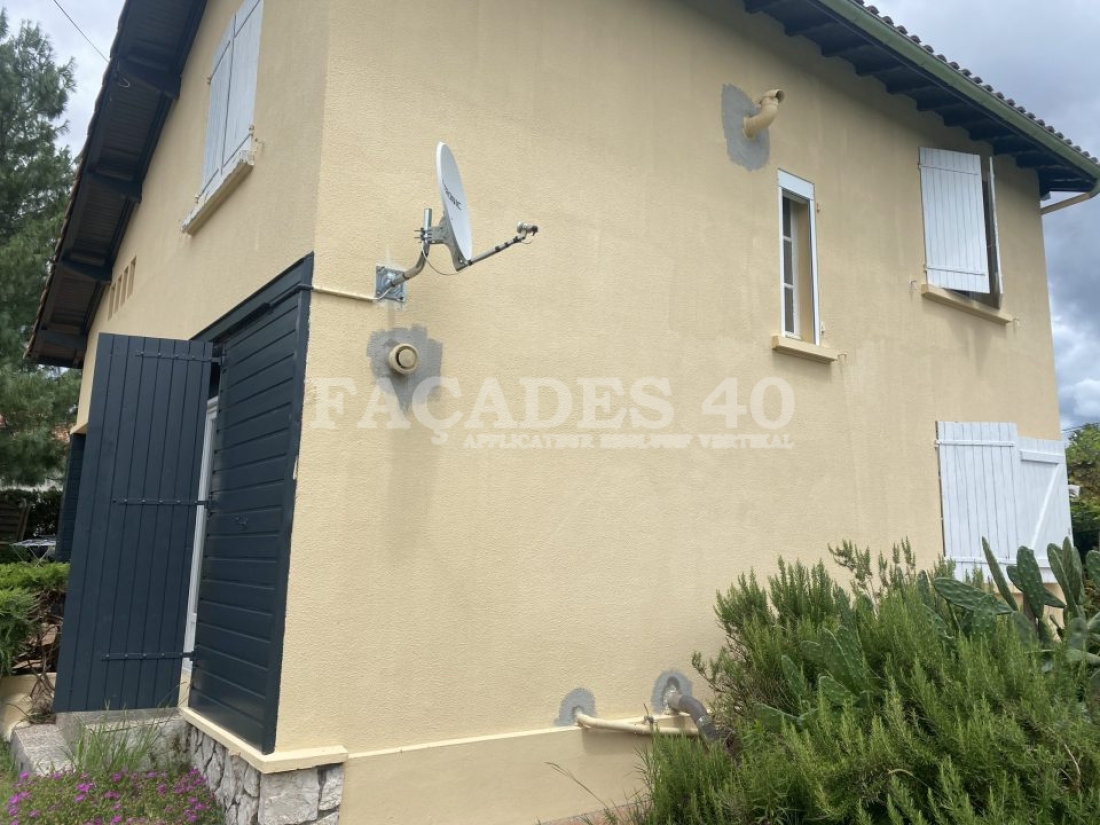 Photo pendant 2 Mise en peinture d’une maison individuelle.